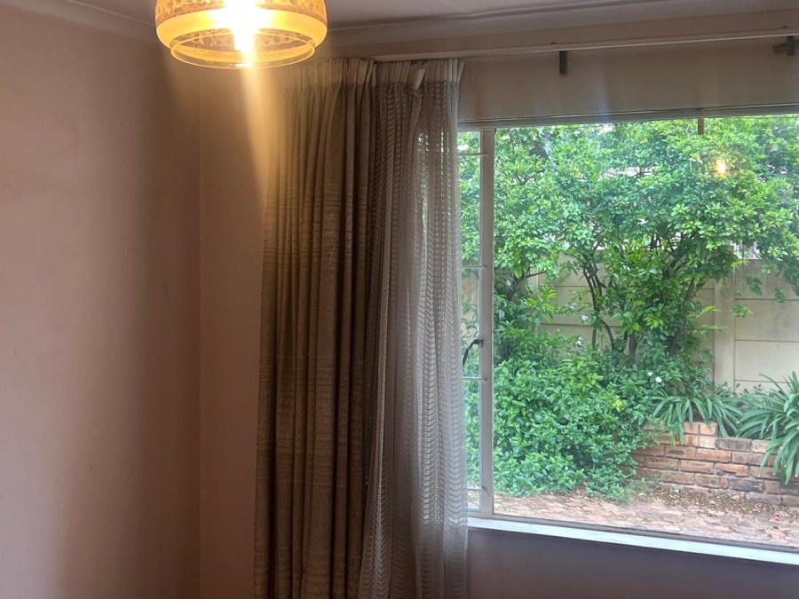 3 Bedroom Property for Sale in Tulisa Park Gauteng