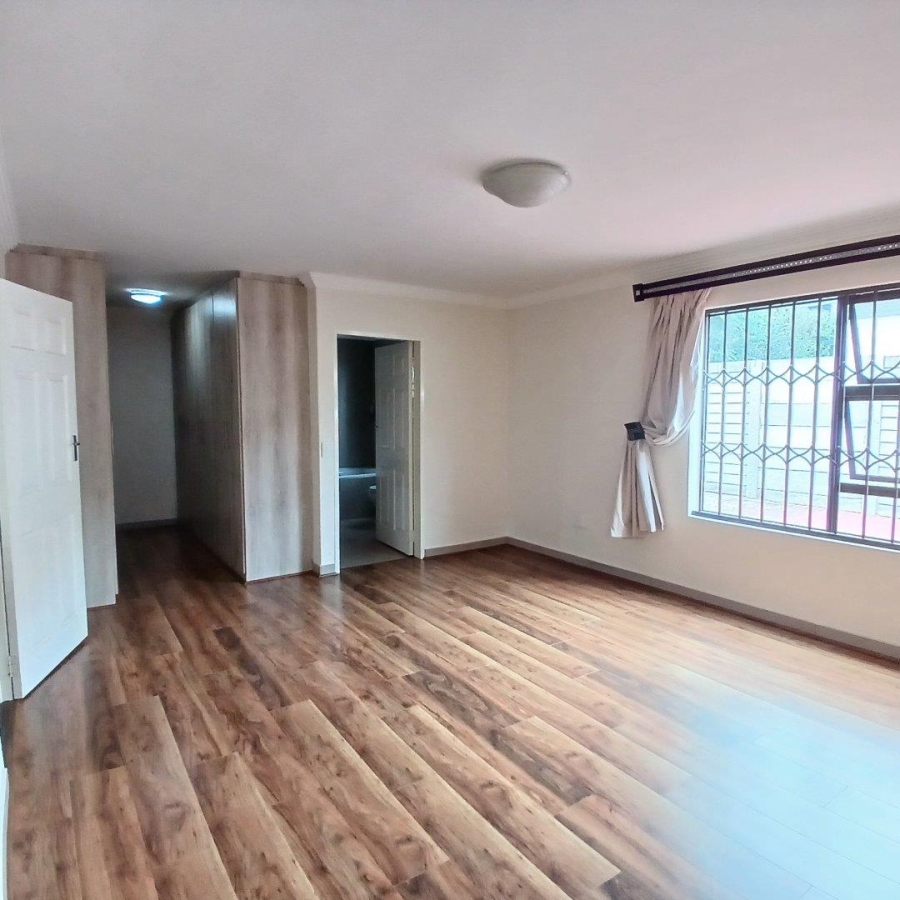 3 Bedroom Property for Sale in Brackenhurst Gauteng