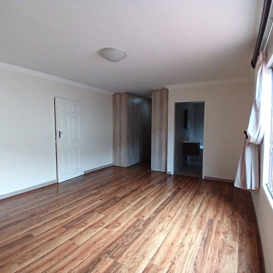 3 Bedroom Property for Sale in Brackenhurst Gauteng