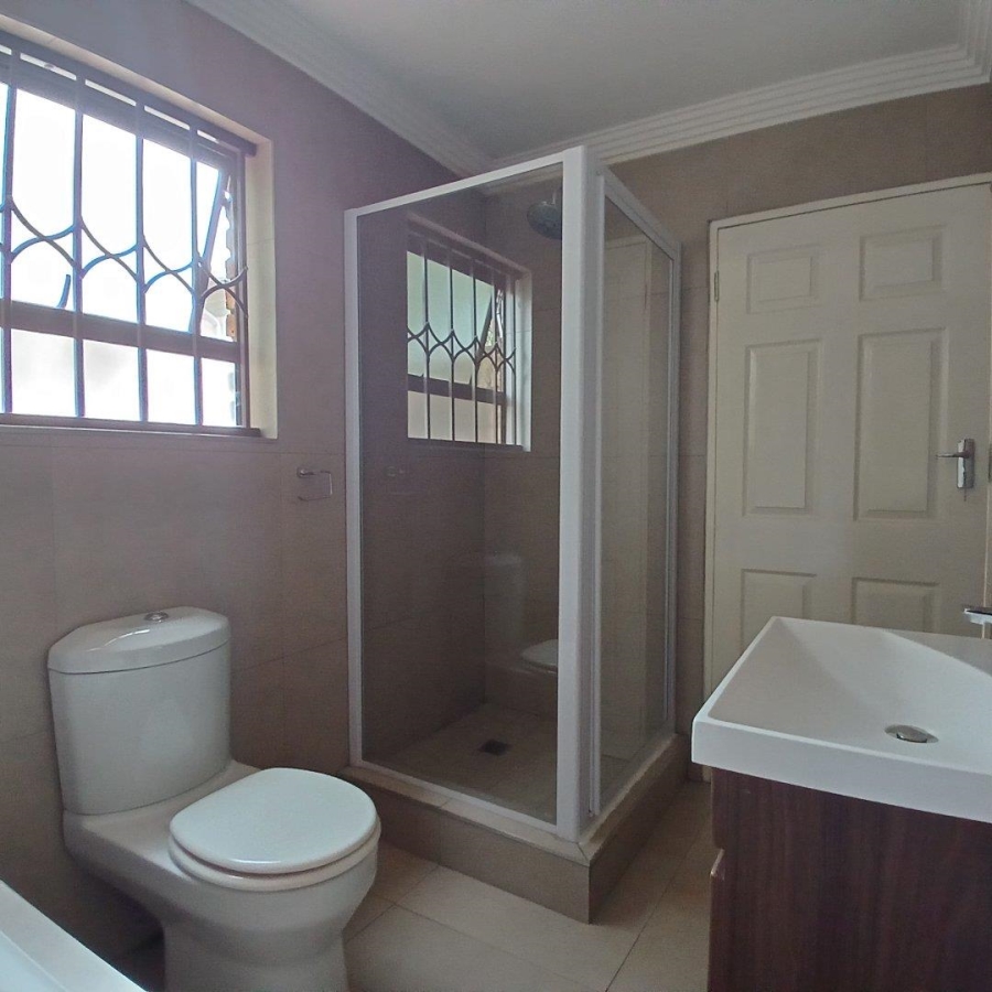 3 Bedroom Property for Sale in Brackenhurst Gauteng