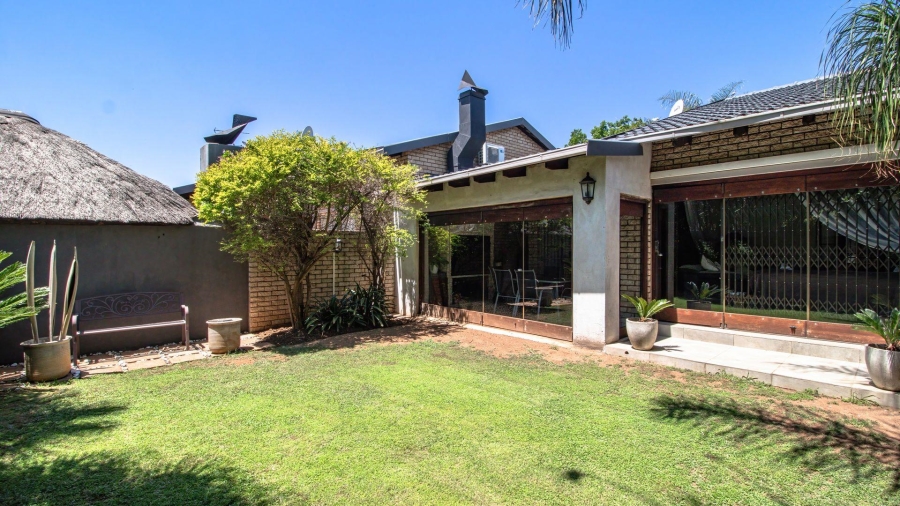 3 Bedroom Property for Sale in Beyerspark Gauteng