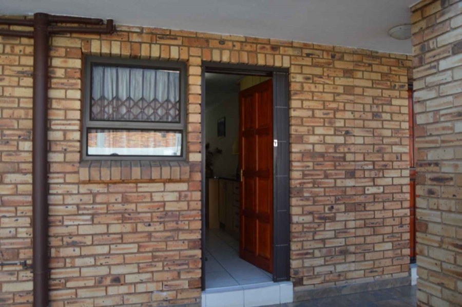 2 Bedroom Property for Sale in Alberton Gauteng