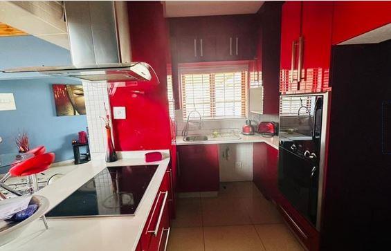 2 Bedroom Property for Sale in Mondeor Gauteng