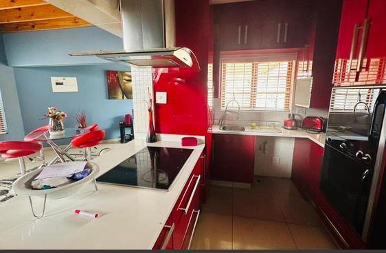 2 Bedroom Property for Sale in Mondeor Gauteng