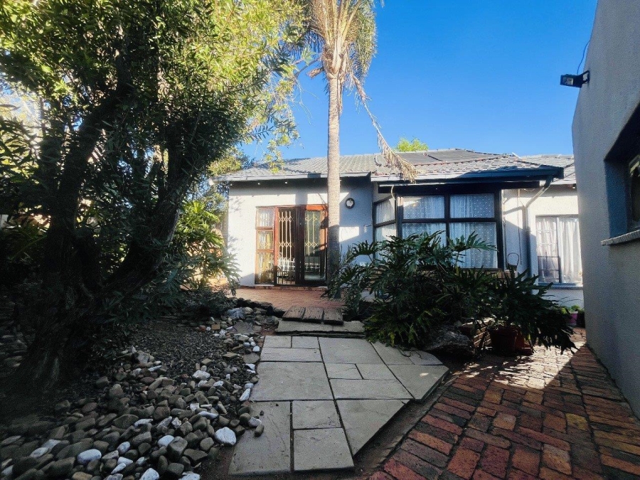 4 Bedroom Property for Sale in Suideroord Gauteng