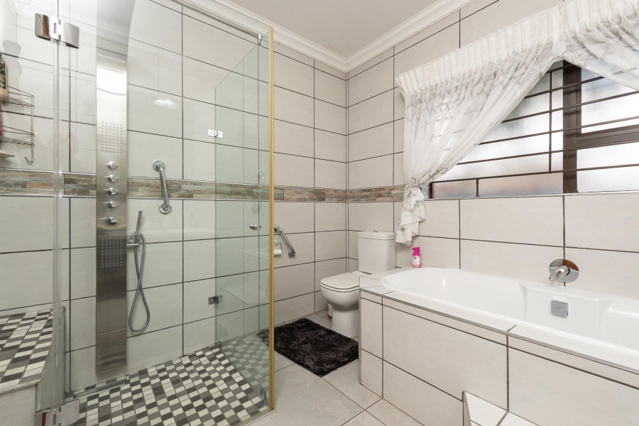 4 Bedroom Property for Sale in Meyersdal Nature Estate Gauteng