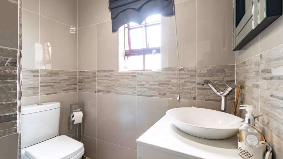 3 Bedroom Property for Sale in Meyersdal Gauteng