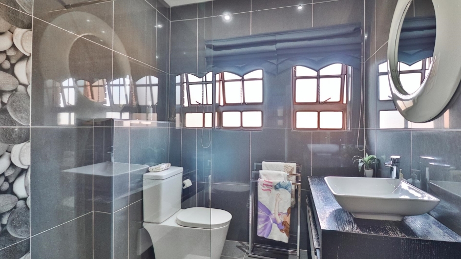3 Bedroom Property for Sale in Meyersdal Gauteng