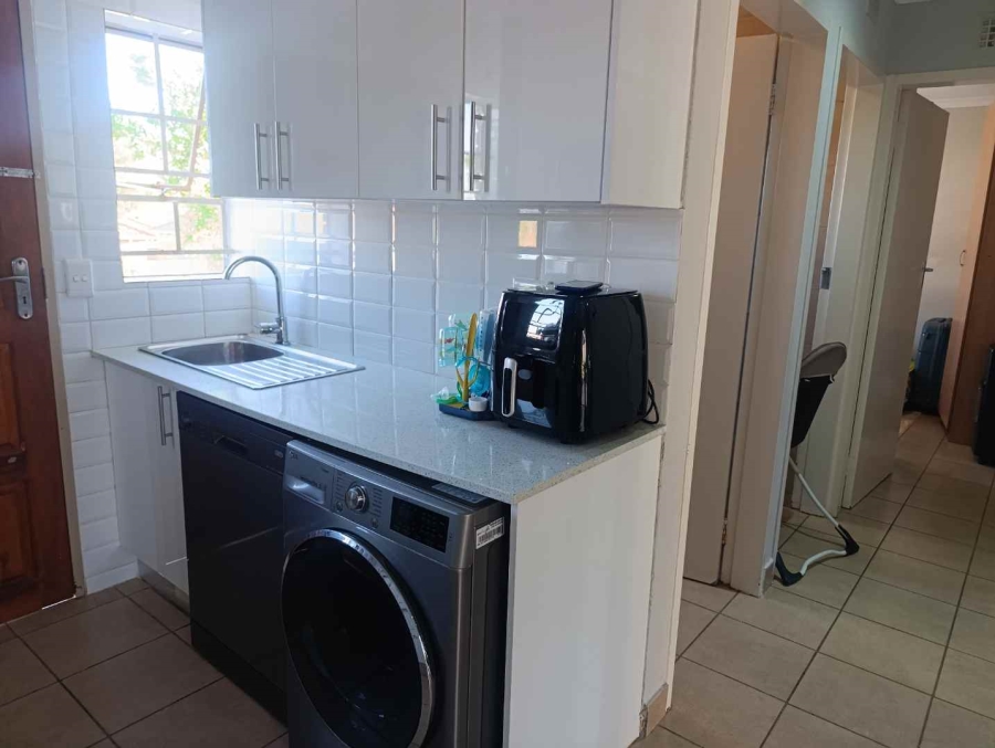2 Bedroom Property for Sale in Thatch Hill Estate Gauteng