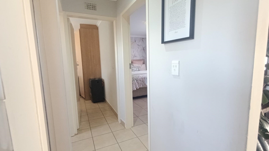 2 Bedroom Property for Sale in Thatch Hill Estate Gauteng