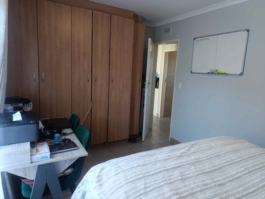 2 Bedroom Property for Sale in Thatch Hill Estate Gauteng