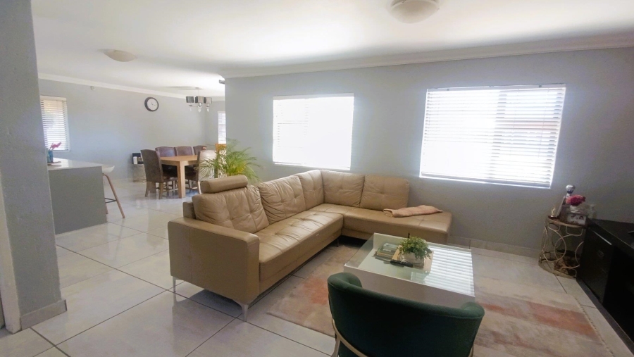 3 Bedroom Property for Sale in Noordwyk Gauteng