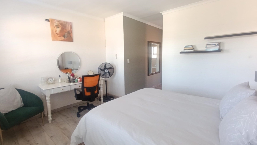 3 Bedroom Property for Sale in Noordwyk Gauteng