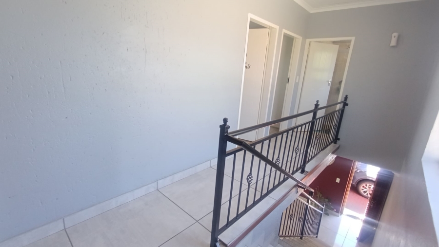 3 Bedroom Property for Sale in Noordwyk Gauteng