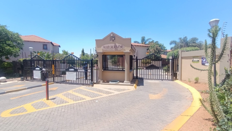 3 Bedroom Property for Sale in Noordwyk Gauteng