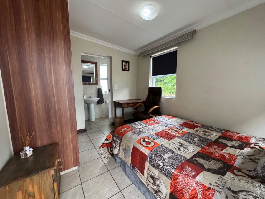 4 Bedroom Property for Sale in Leisure Bay Estate Gauteng