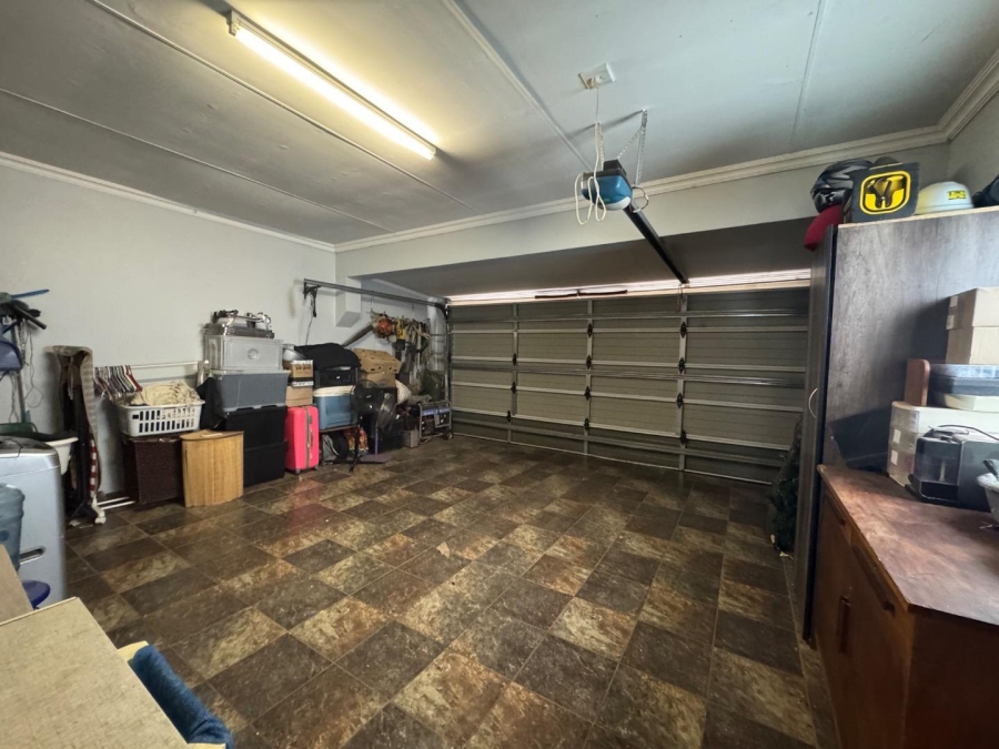 4 Bedroom Property for Sale in Leisure Bay Estate Gauteng