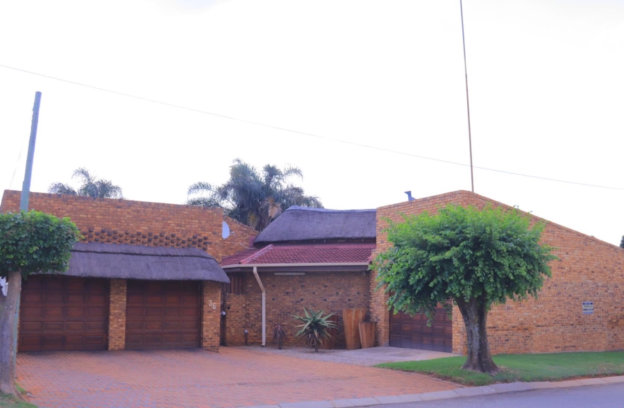 4 Bedroom Property for Sale in Culemborg Park Gauteng