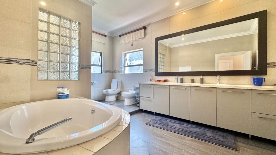 3 Bedroom Property for Sale in Morningside Gauteng