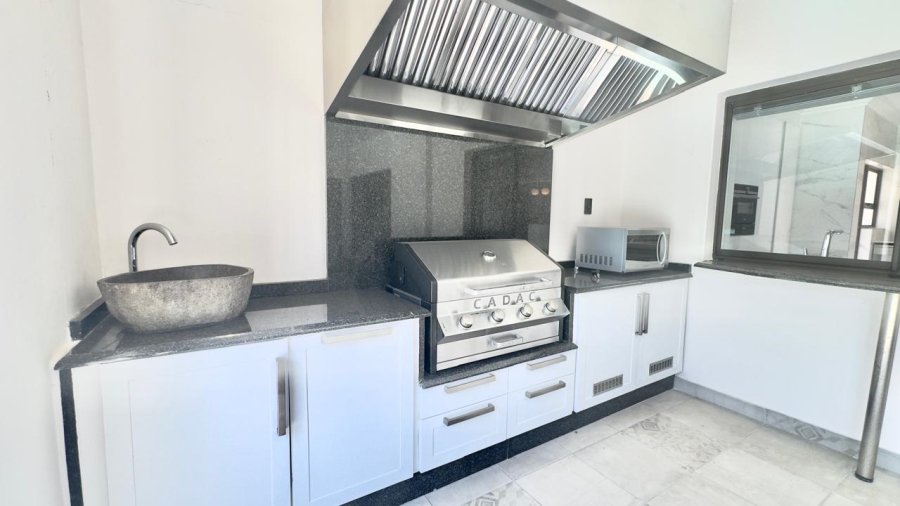 3 Bedroom Property for Sale in Morningside Gauteng