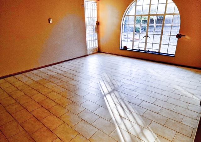 To Let 4 Bedroom Property for Rent in Gallo Manor Gauteng