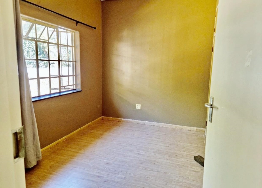 To Let 4 Bedroom Property for Rent in Gallo Manor Gauteng