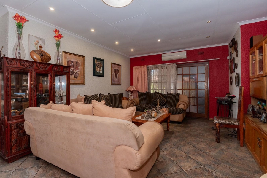 3 Bedroom Property for Sale in Birchleigh North Gauteng