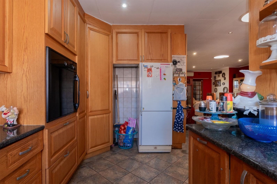 3 Bedroom Property for Sale in Birchleigh North Gauteng