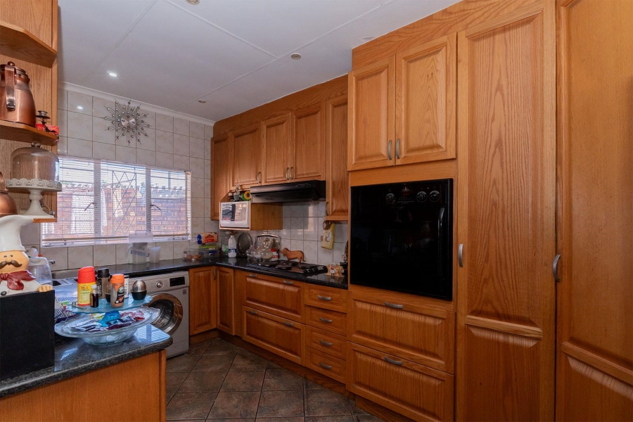 3 Bedroom Property for Sale in Birchleigh North Gauteng