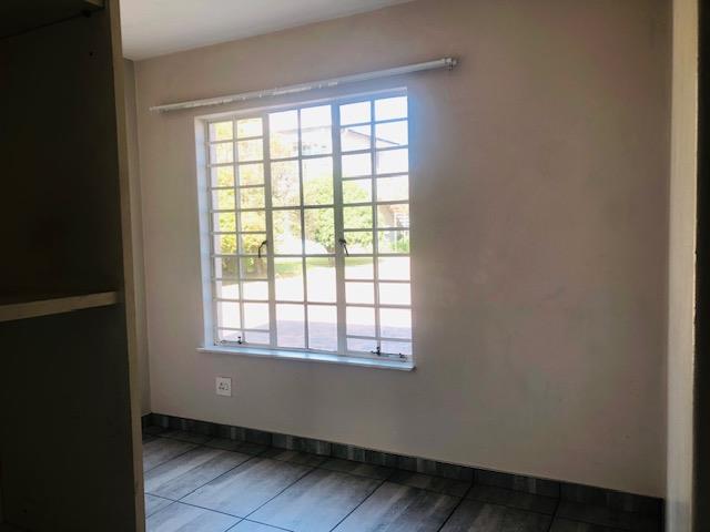 2 Bedroom Property for Sale in Lambton Gauteng