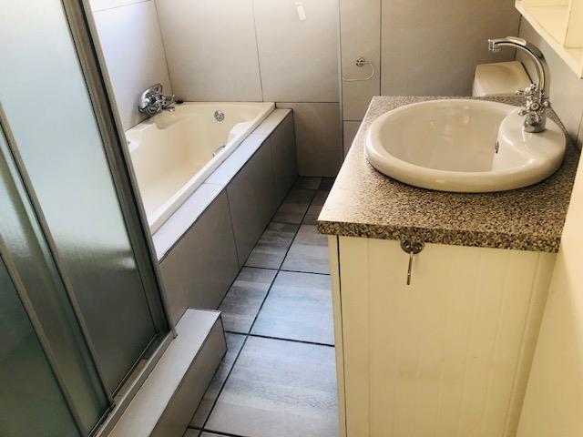 2 Bedroom Property for Sale in Lambton Gauteng