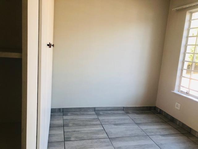 2 Bedroom Property for Sale in Lambton Gauteng