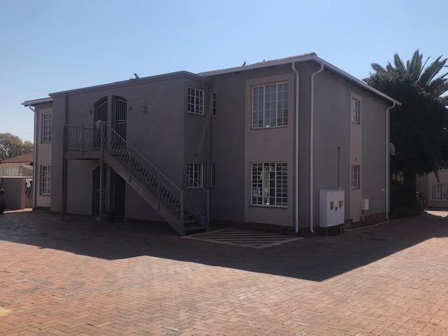 2 Bedroom Property for Sale in Lambton Gauteng
