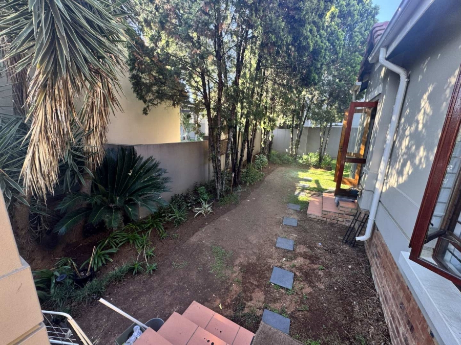 To Let 3 Bedroom Property for Rent in Fourways Gauteng