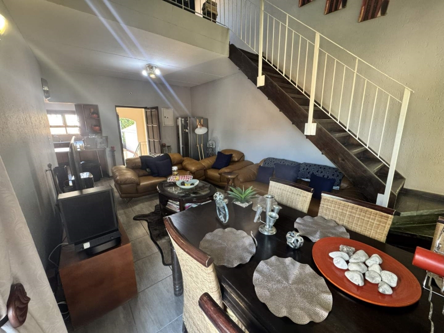 To Let 2 Bedroom Property for Rent in Broadacres Gauteng