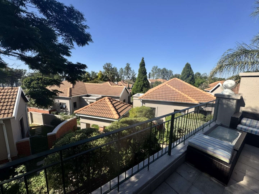 To Let 2 Bedroom Property for Rent in Broadacres Gauteng