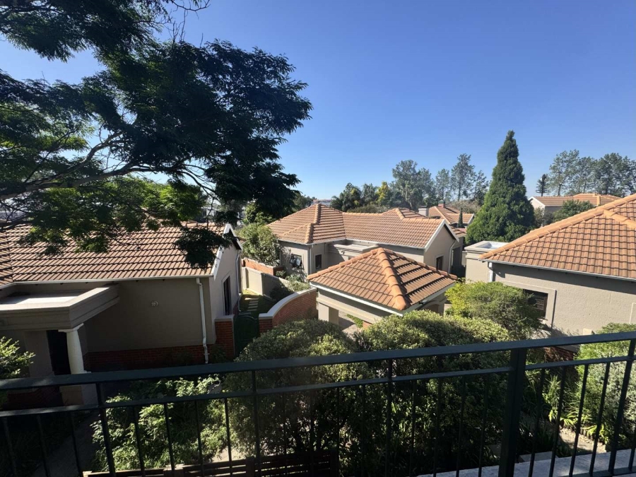 To Let 2 Bedroom Property for Rent in Broadacres Gauteng