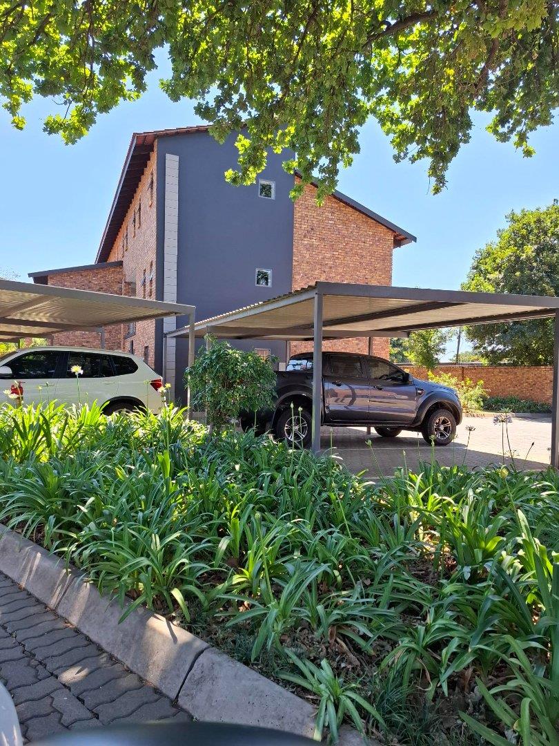 To Let 3 Bedroom Property for Rent in Die Wilgers Gauteng