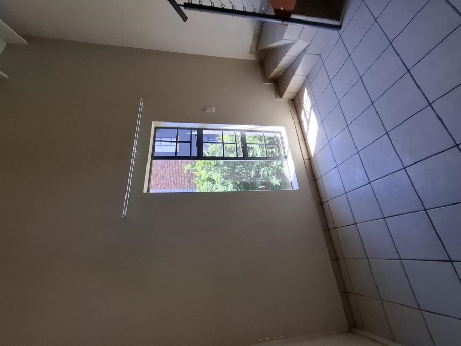 To Let 3 Bedroom Property for Rent in Die Wilgers Gauteng