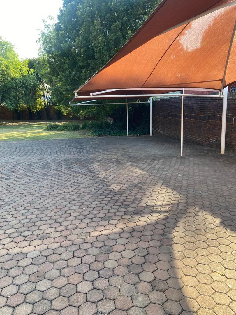 To Let commercial Property for Rent in Little Falls Gauteng