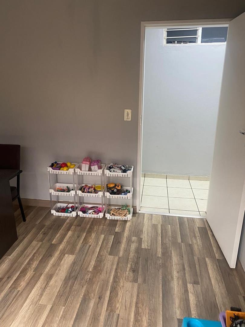 To Let commercial Property for Rent in Little Falls Gauteng