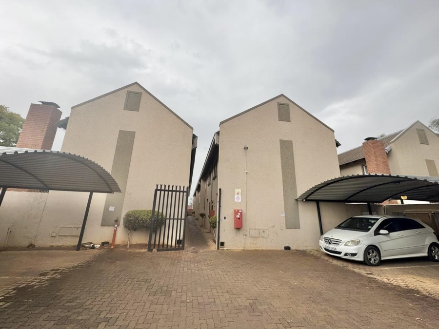 2 Bedroom Property for Sale in Pretoria North Gauteng