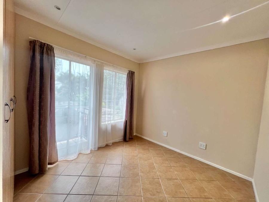 2 Bedroom Property for Sale in Pretoria North Gauteng