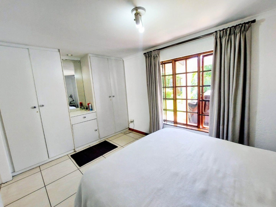 To Let 1 Bedroom Property for Rent in Bryanston Gauteng