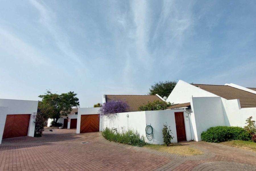 To Let 1 Bedroom Property for Rent in Bryanston Gauteng