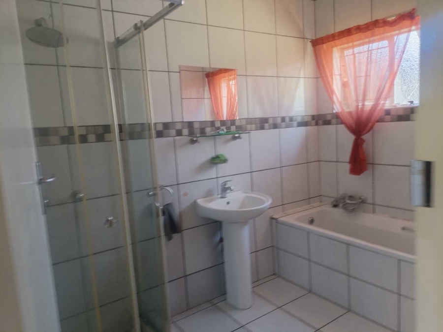 To Let 3 Bedroom Property for Rent in Eersterust Gauteng