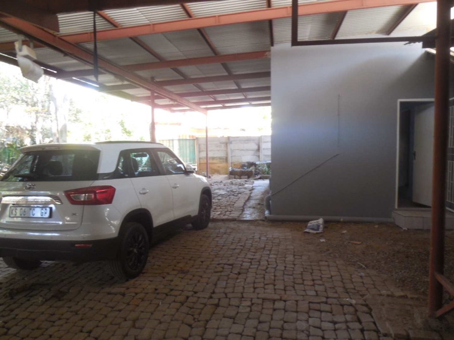 1 Bedroom Property for Sale in East Lynne Gauteng