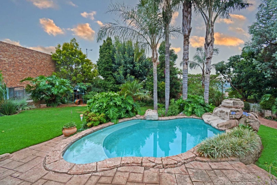 4 Bedroom Property for Sale in Noordheuwel Gauteng