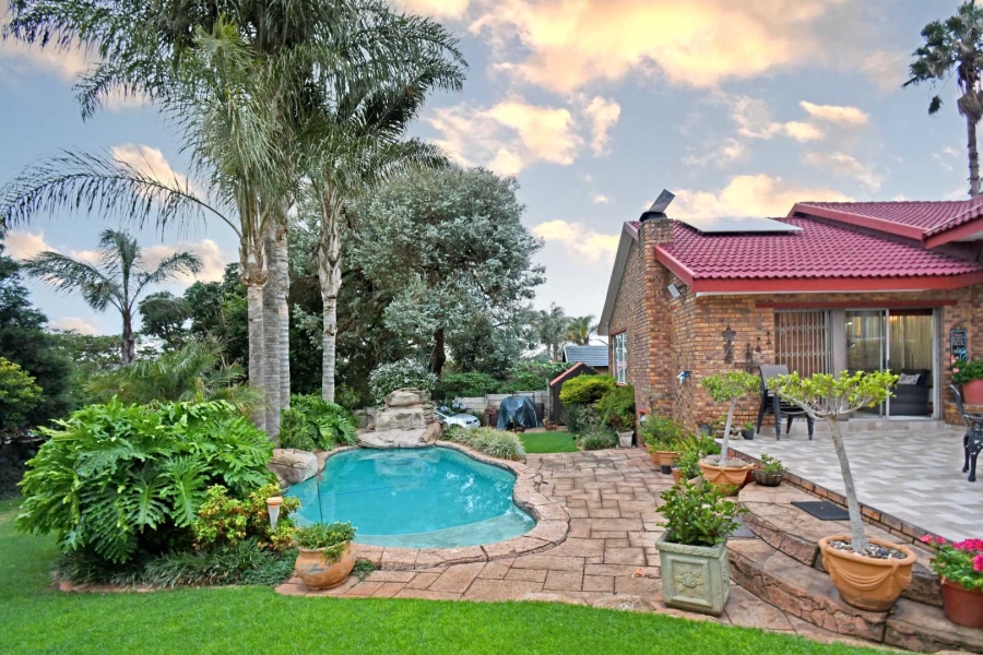 4 Bedroom Property for Sale in Noordheuwel Gauteng