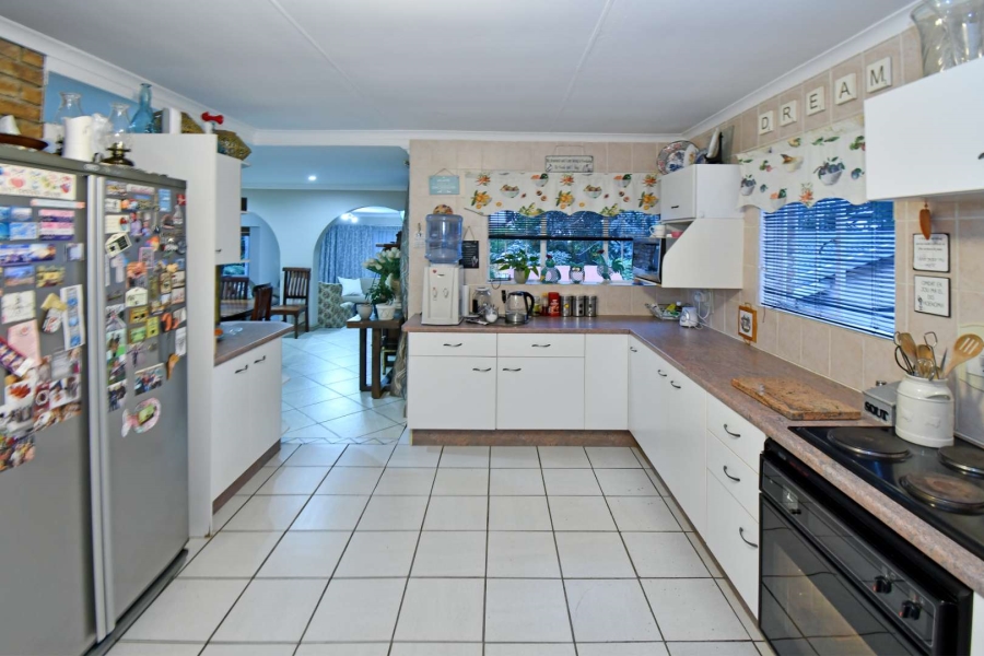 4 Bedroom Property for Sale in Noordheuwel Gauteng